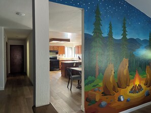 Interior - Murphys - BirdNest Cabin  •GameRoom• 85 in Tv ~Hand-paint Murals~ (Murphys)