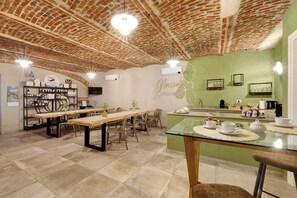Dining - Farmhouse 'Al Campo Del Nocciolo Agriturismo' with Mountain View, Wi-Fi and Air Conditioning (Busca)