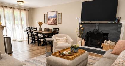 Serenity, Stylish Comfort Personified, Family or Work Near UT & Downtown