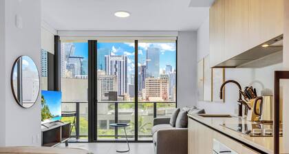501 First Brand-New Luxury Studio & Pool