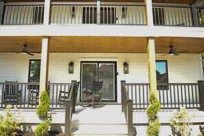 Exterior detail - BRAND NEW 5 bedroom house steps to Downtown Put-In-Bay - The Pearl House (Put-in-Bay)