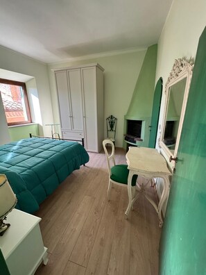 Room - Vrbo Property (Castelnuovo di Porto)