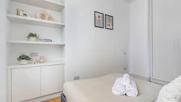City Apartment, 1 Double Bed with Sofa bed, Non Smoking, City View | Iron/ironing board, cots/infant beds, travel cot, free WiFi