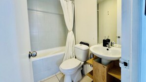 Apartment | Bathroom
