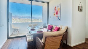 Apartment | Dining