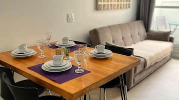Apartment | Dining