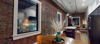Panoramic Downtown 2-Bedroom
