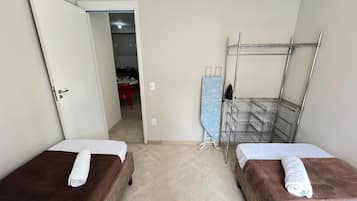 Apartment | Iron/ironing board, free WiFi, wheelchair access
