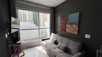 Apartment | Living area | TV