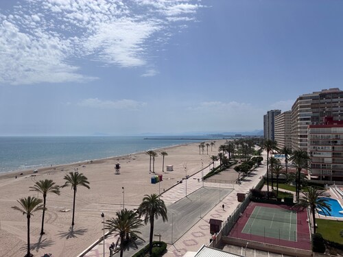 Apartment 'Sol' with Sea Views, Wi-Fi and Air Conditioning