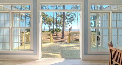Daufuskie Oasis 6BR Family Home - Beachfront
