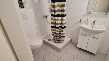 Towels, toilet paper