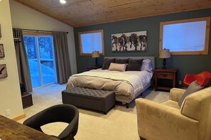 Room - Charming 3-bedroom Tahoe Donner house in Truckee - perfect for families (Truckee)