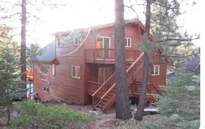 Exterior - Charming 3-bedroom Tahoe Donner house in Truckee - perfect for families (Truckee)
