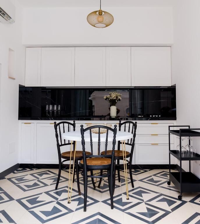 Familiesuite, terrasse, bakgårdsutsikt | Spiseområde