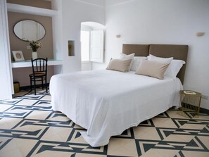 In-room safe, soundproofing, free WiFi - Villa Aurelia (Locorotondo)