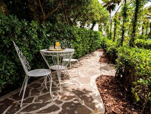 Outdoor dining - Villa Aurelia (Locorotondo)