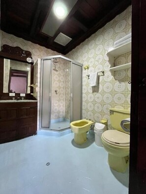 Habitación familiar | Baño