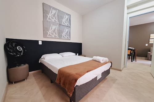Apartment | Iron/ironing board, free WiFi, wheelchair access