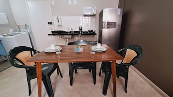 Apartment | Tempat makan