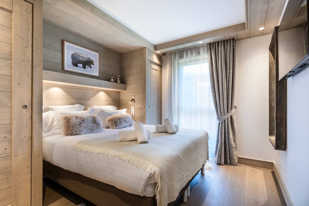 Alpine : Apartment 308 | 高档床上用品、客房内保险箱、免费婴儿床、免费 WiFi