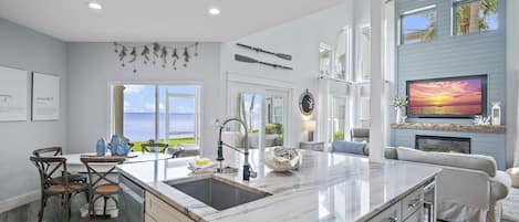 House, Multiple Beds (Sunset Serenity on the Bay @ Northsho) | Interior
