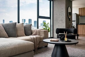 华丽公寓, 阳台, 城市景观 | 起居区