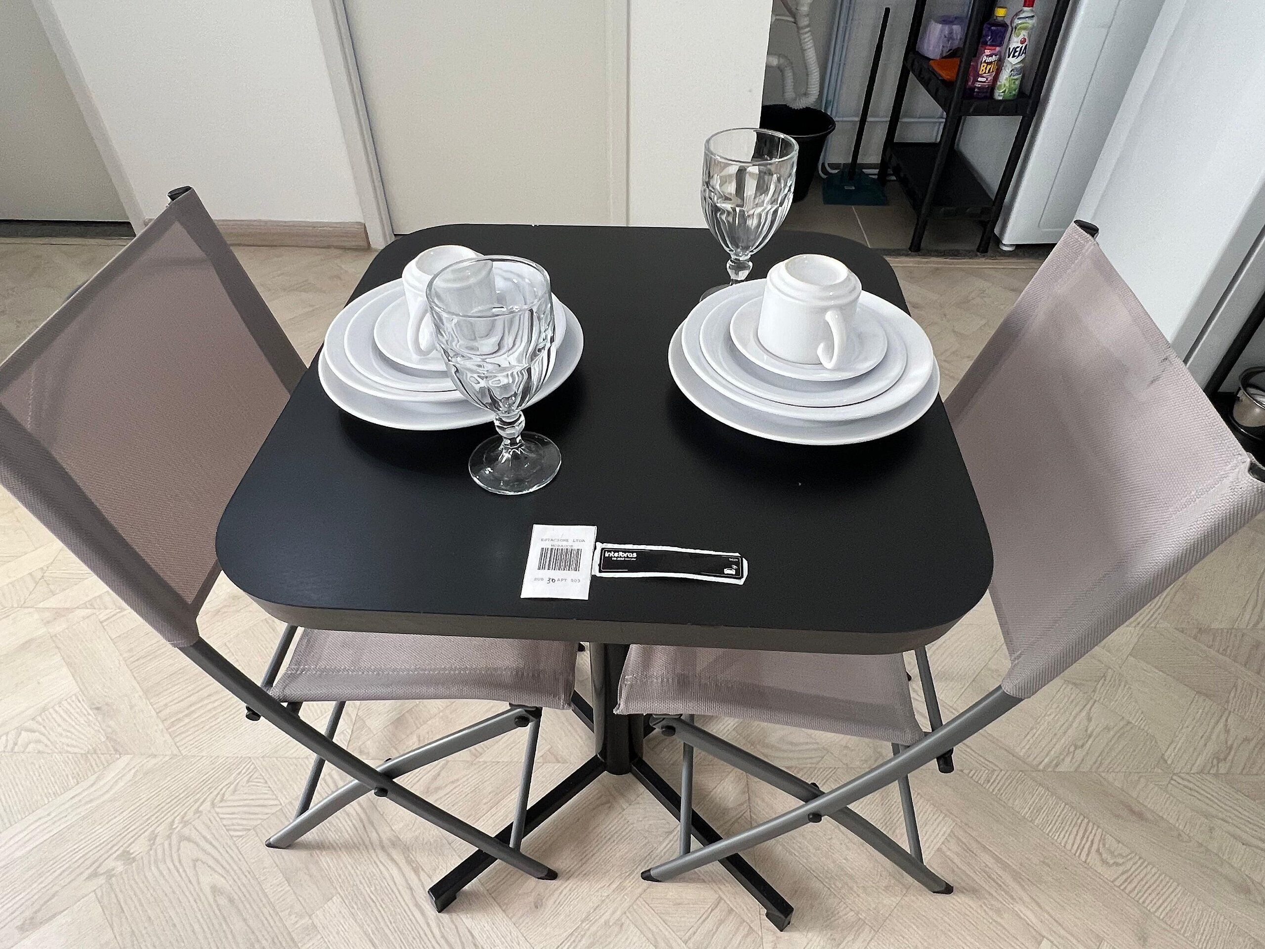 Apartment | Dining