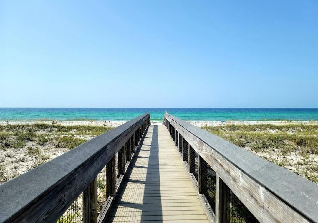 Condo, 1 cama Queen size y sofá cama (Tradewinds Condominium #25) | Playa