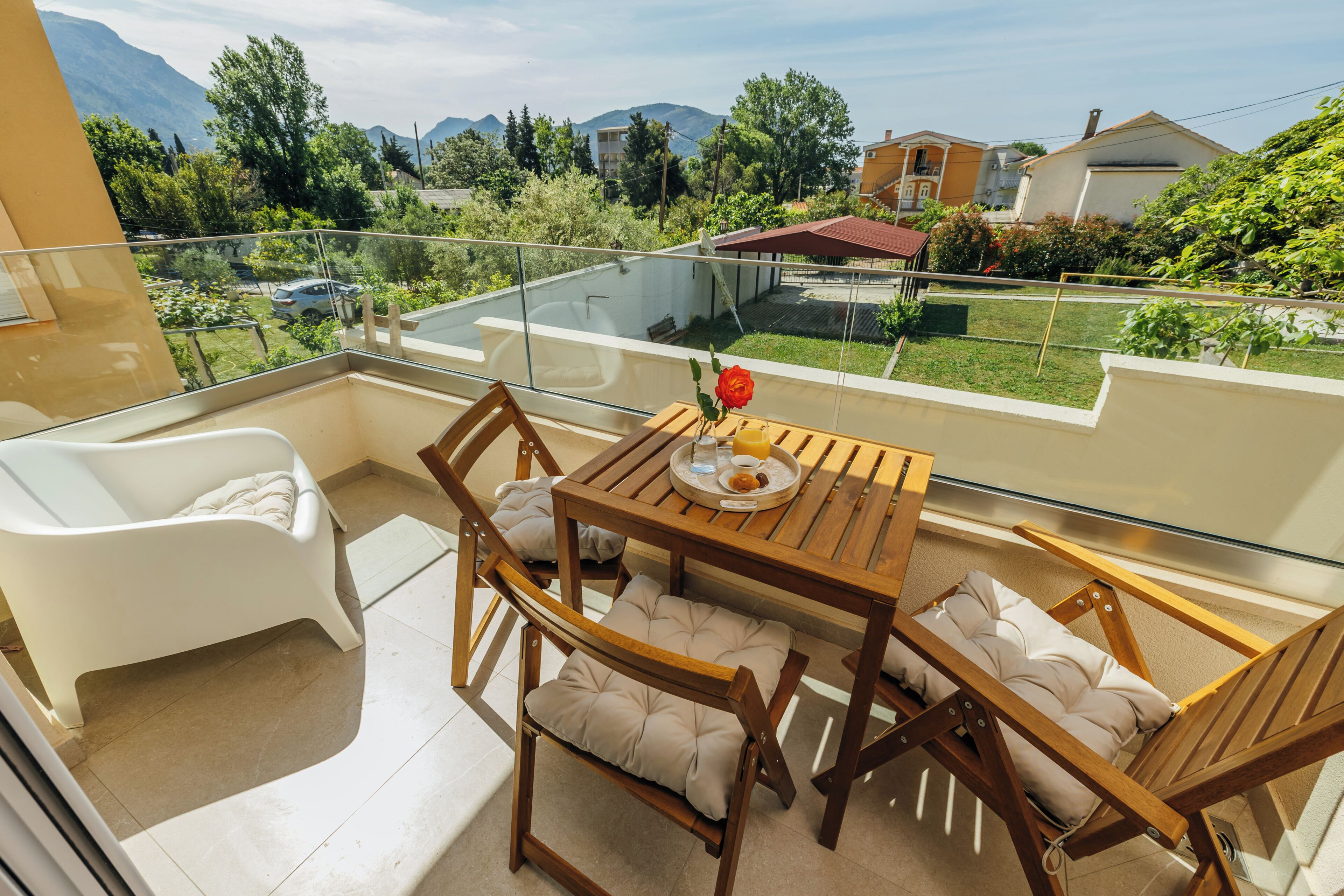 Standard Studio, Balcony | Outdoor dining