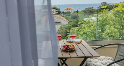 Apartments Via Mare