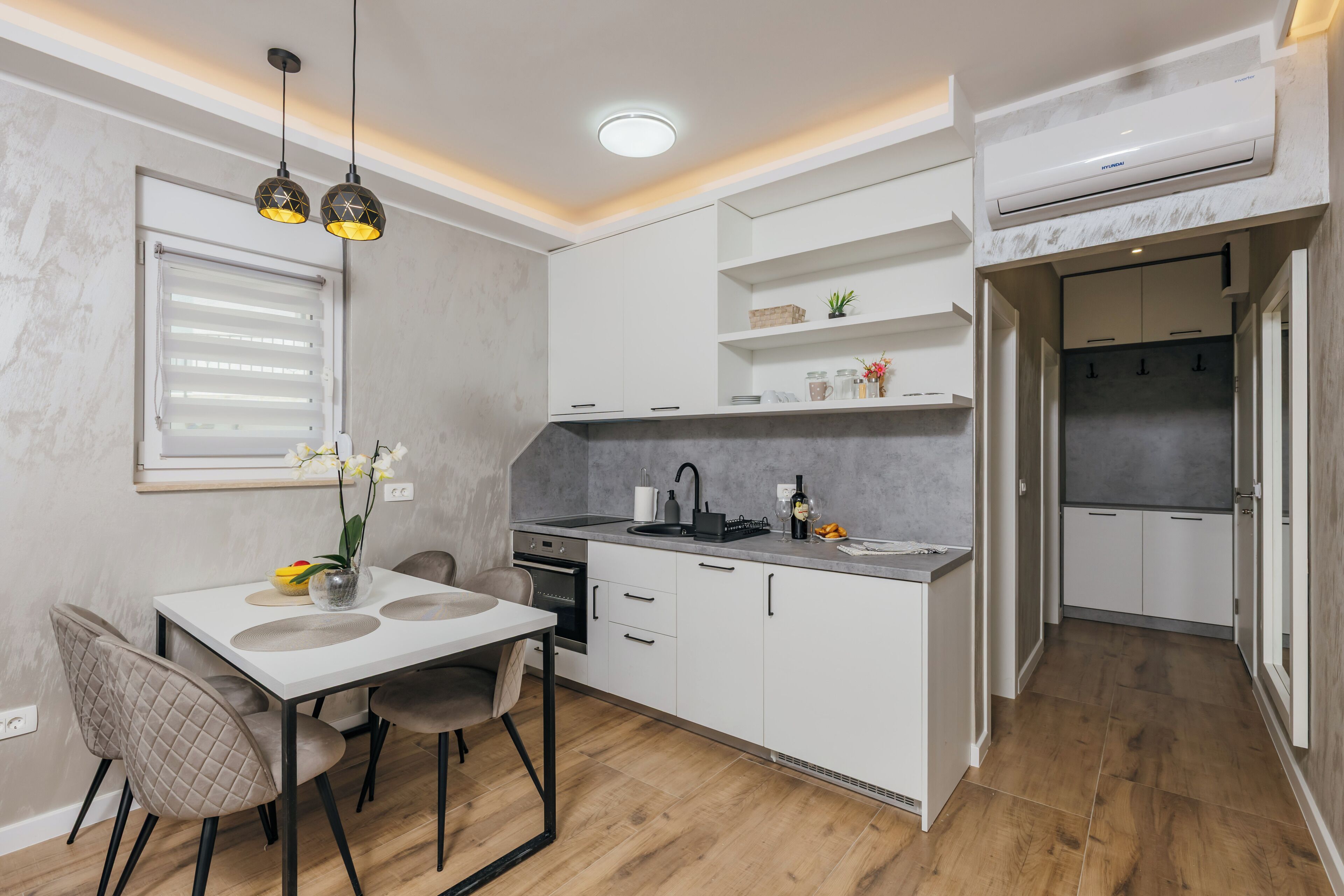 Appartamento Classic, 1 camera da letto, balcone | Cucina privata | Mini-frigorifero, piano cottura, tostapane, pentole/stoviglie/utensili