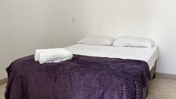 Apartment | Iron/ironing board, free WiFi
