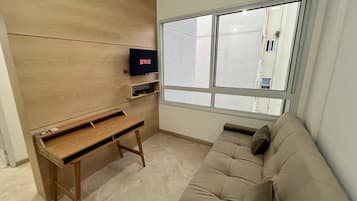 Apartment | Wohnbereich | Flachbildfernseher