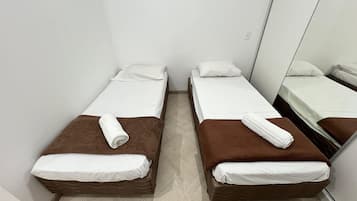 Apartment | Iron/ironing board, free WiFi, wheelchair access