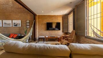 Chalet | Living area