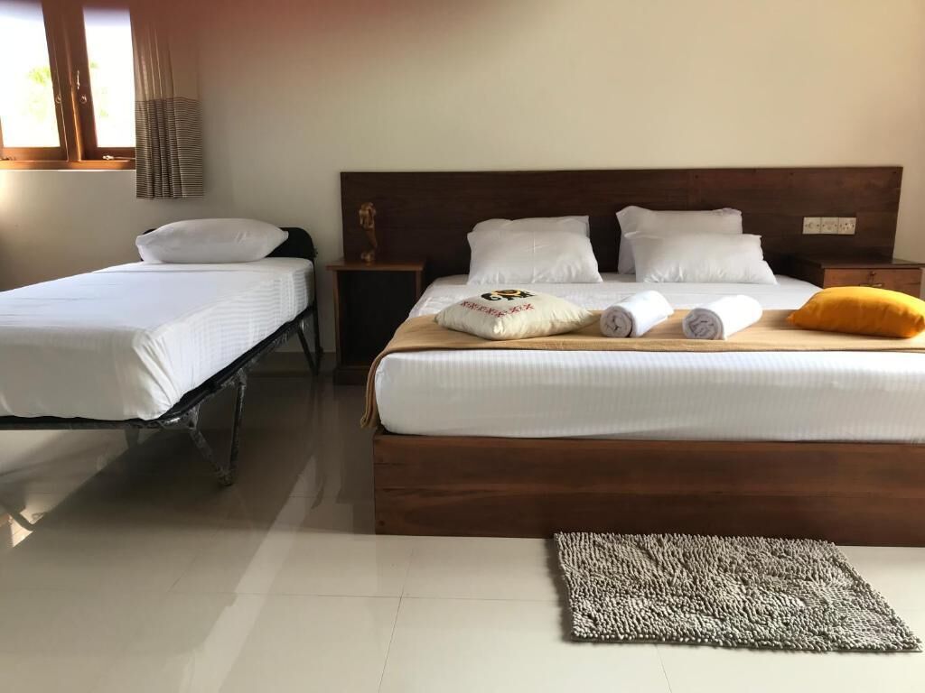 Deluxe Double Room, Garden View | Laptop workspace
