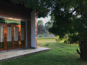 Deluxe Double Room, Garden View | Exterior detail