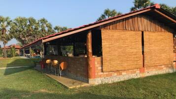 Phòng đôi Deluxe, quang cảnh vườn | Khuôn viên nơi lưu trú