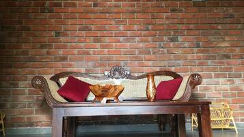 Kamar Double Deluks, pemandangan kebun | Interior