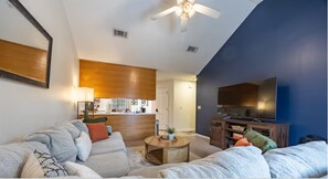 Smart TV, books - Just the Place 3BR/3BA Sleeps 7 (Auburn)