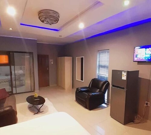 Aroundcorner GuestHouse