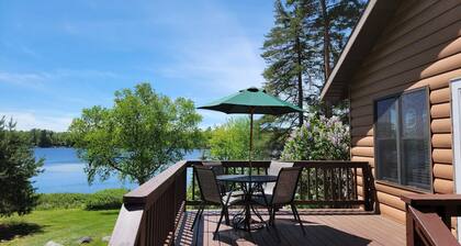 Honeybear Hideaway Cabin A in Tomahawk