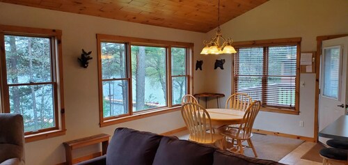 Honeybear Hideaway Cabin B in Tomahawk