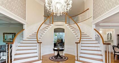 3 acres Mansion on a Golf Course, Lake Mohawk and Appalachian Mountain views