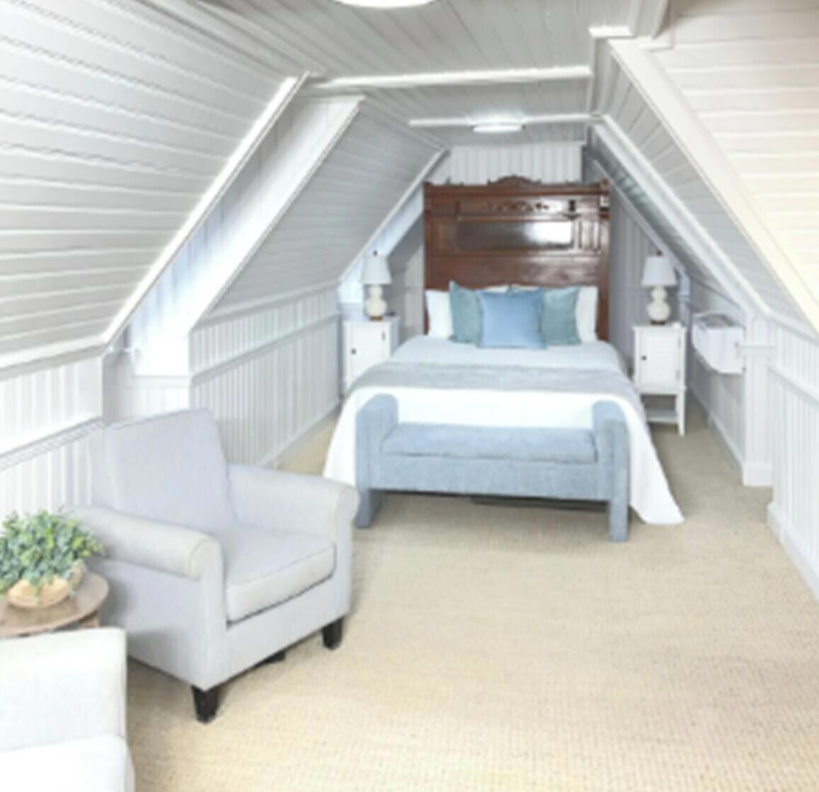 Deluxe Suite, 1 Queen Bed with Sofa bed, 2 Bathrooms, Harbor View | Egyptian cotton sheets, premium bedding, iron/ironing board, free WiFi