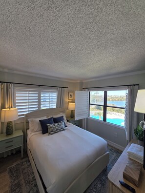 Room - Lakeside Universal Retreat (Orlando)