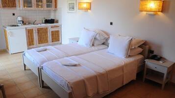 Iron/ironing board, free WiFi, bed sheets