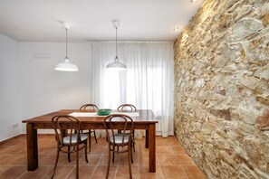 Dining - Vrbo Property (Blanes)