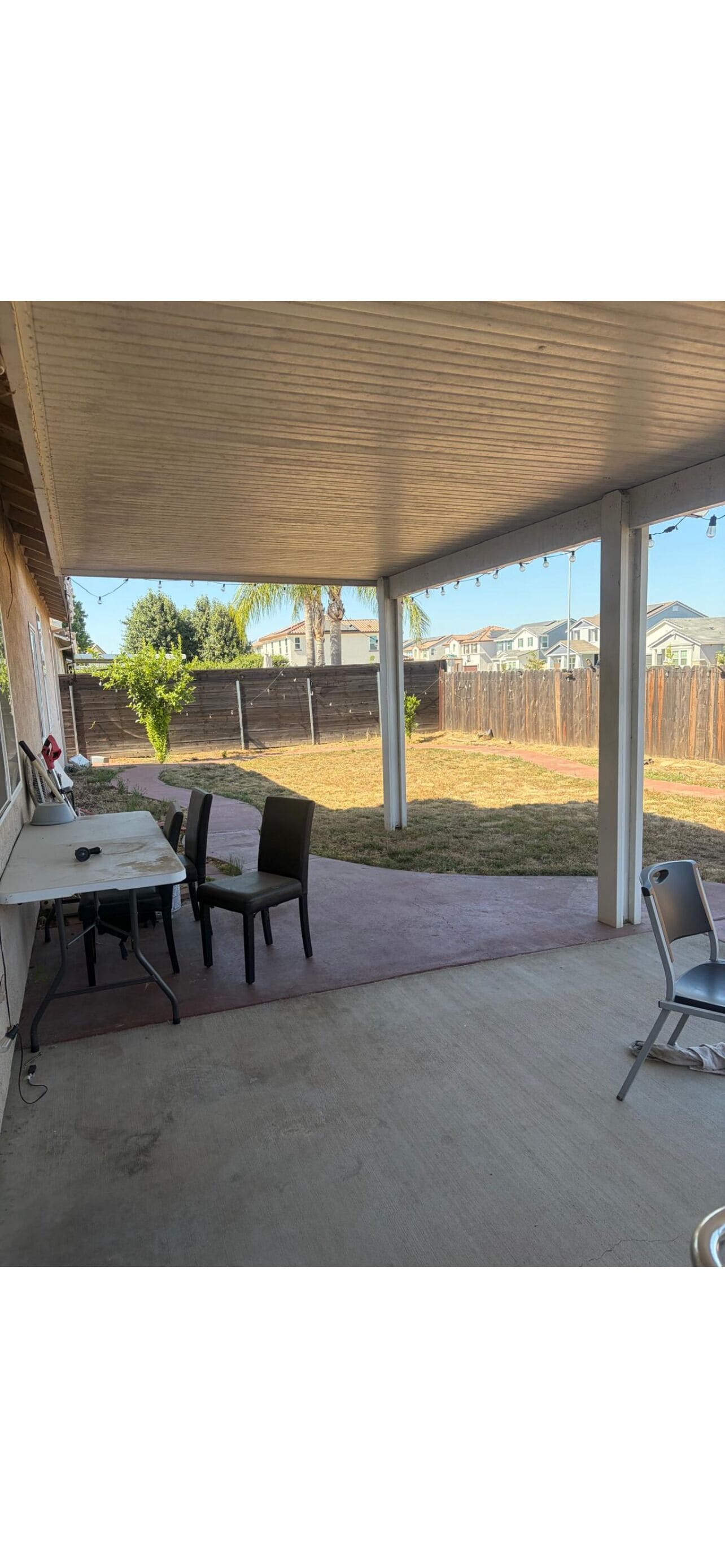 Outdoor dining